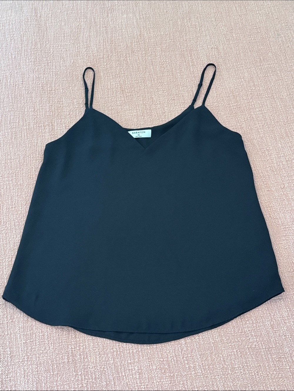 Babaton XS wm’s Black V-Neck lined adjustable Spaghetti-Strap Cami Top